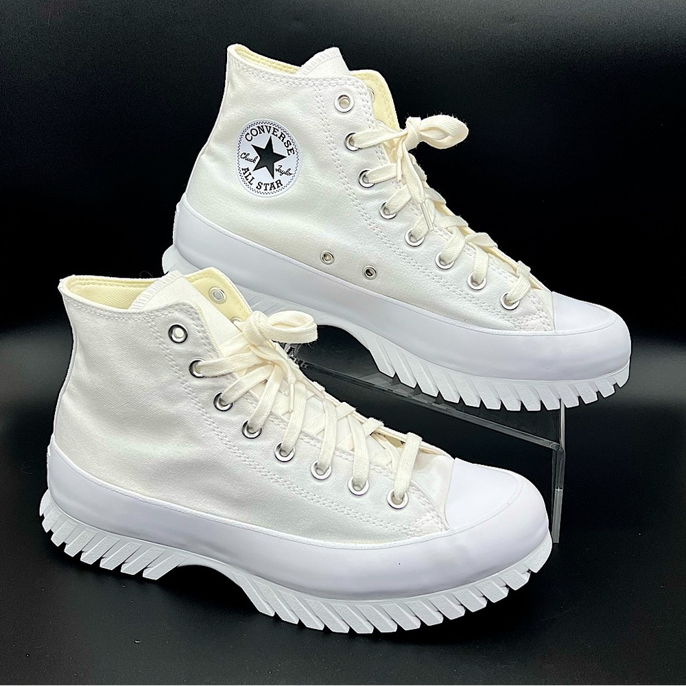 Converse All Star Chuck Taylor Men’s 2.0 Lugged Sneakers